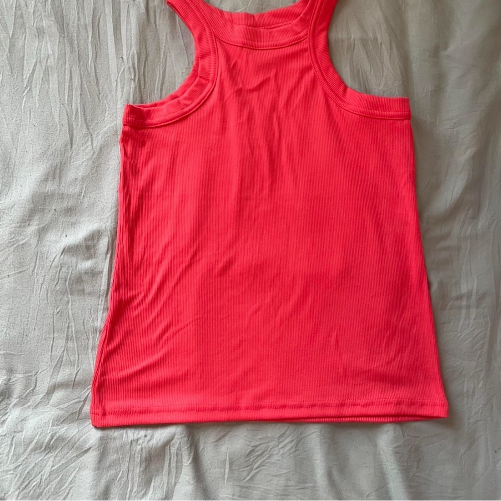 Colorful Tank Tops Set - Picture 3 of 6